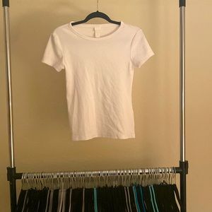 H&M basic tee